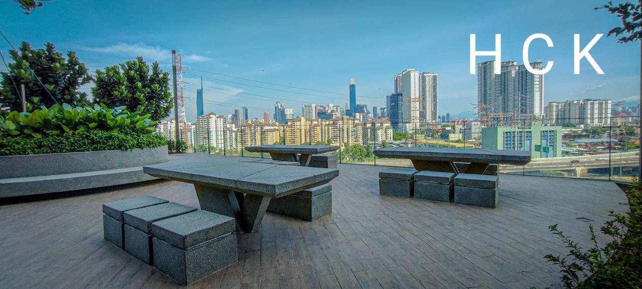Sky View At M-vertica By Hck Apartment *